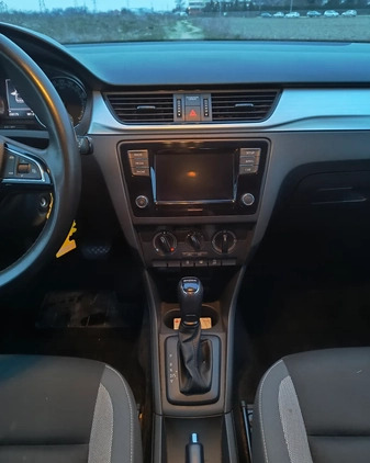 Skoda RAPID cena 40000 przebieg: 208179, rok produkcji 2019 z Warszawa małe 562